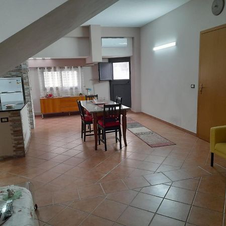 Casa Vacanze A 2 Minuti Dal Mare Avola Bagian luar foto