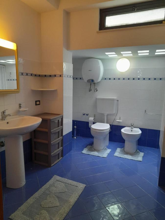 Casa Vacanze A 2 Minuti Dal Mare Avola Bagian luar foto